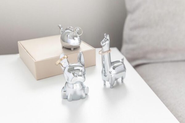 Llama Ring Holder - Image 2