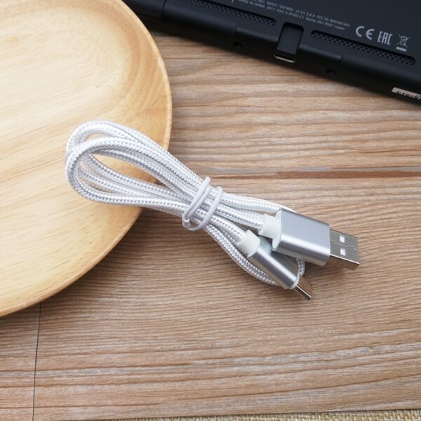 Nylon braided charging cable - White, USB C