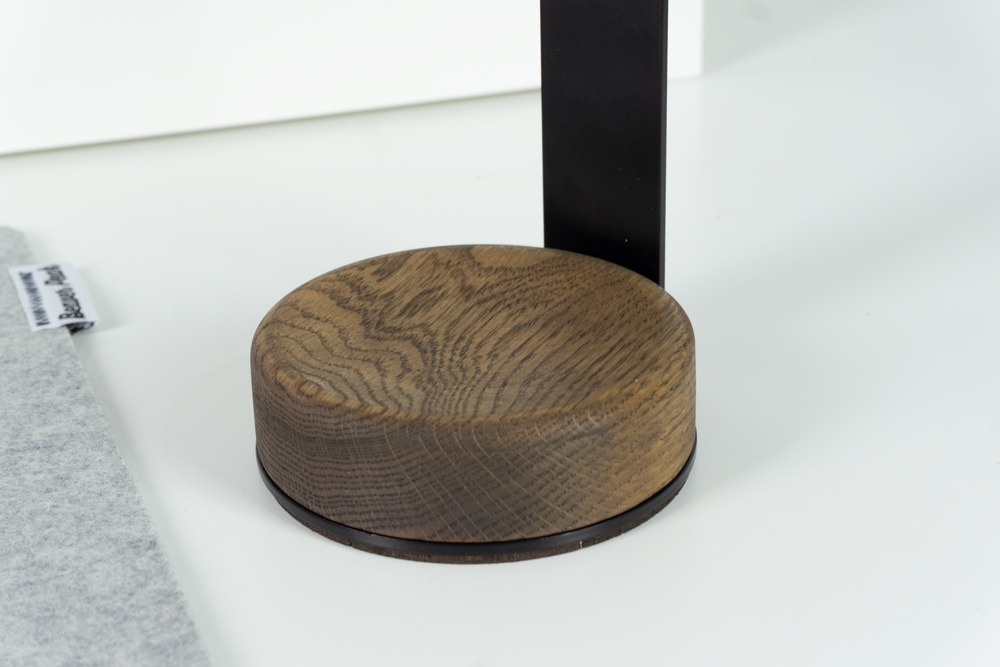 Wood Headphone stand walnut - closeup