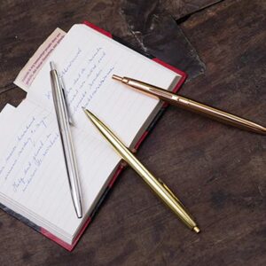 Metallic Retro Pens - Kikkerland, on notebook