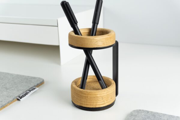 Wood Pen Holder with two black pens - BeaverPeak - Natural
